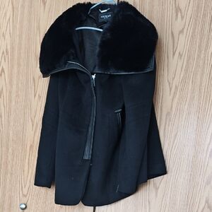 Guess Black Cape with Faux Fur Collar